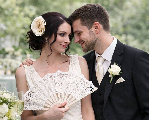 Vějíře na svatbu pro nevěstu a hosty - malá